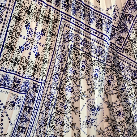 3 for 30 - H&M Blue, White & Black pleated midi skirt, size 2 - Picture 8 of 8